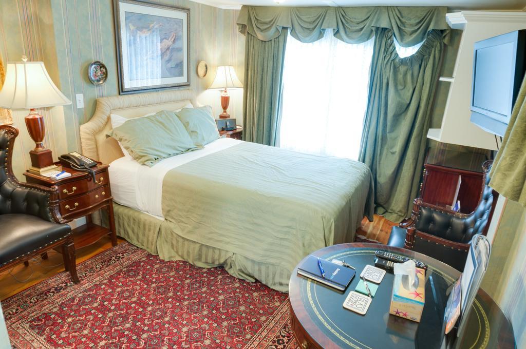 Guest house Westways Calgary