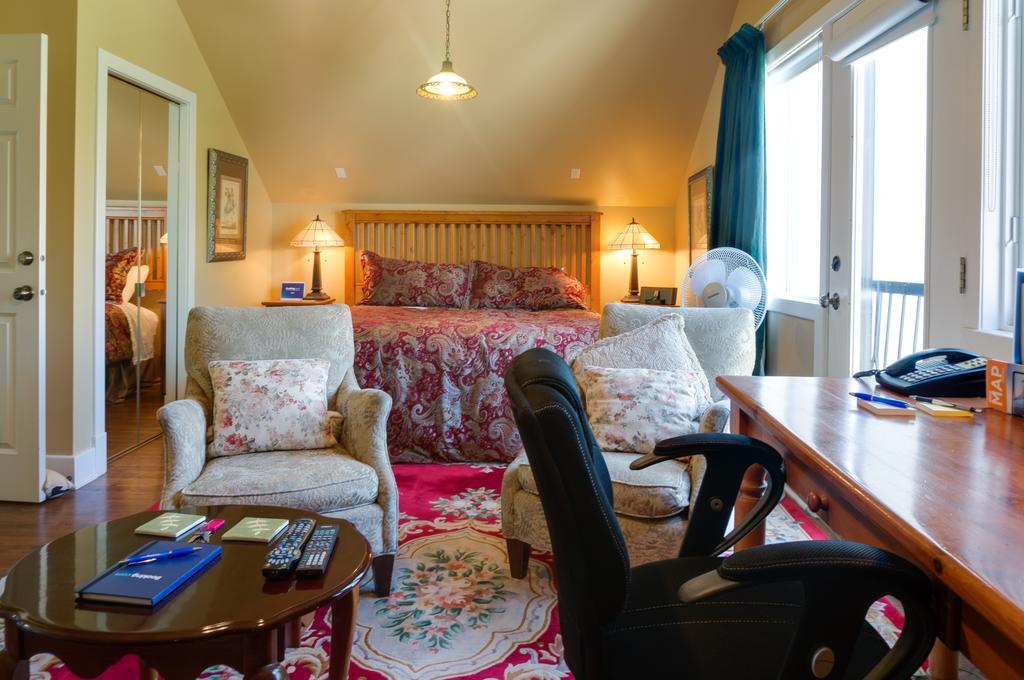 Guest house Westways Calgary