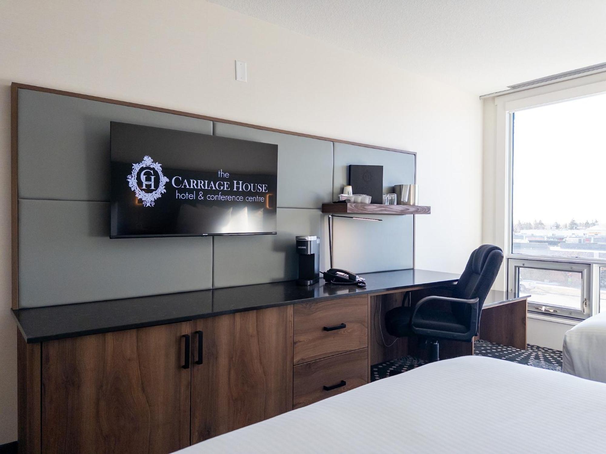 Carriage House And Conference Centre Hotel 4*
