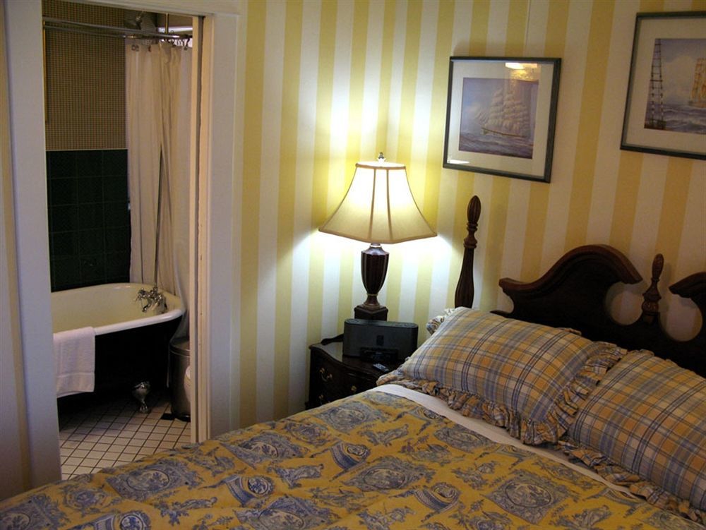 Guest house Westways Calgary