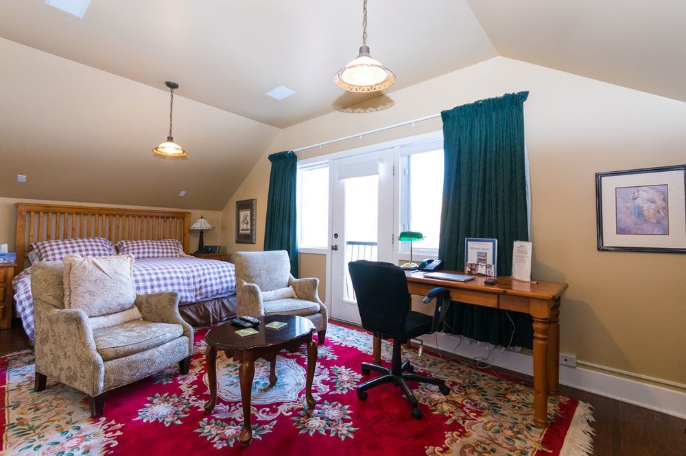 Westways Guest house 3*