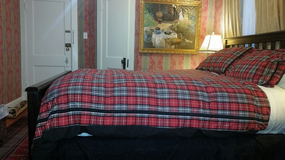Westways Guest house 3*