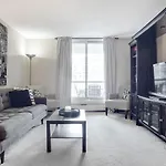 New Stylish And Cozy Eau Claire 2Br With Gym Coffee