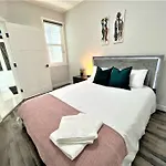 Luxury Retreat For Large Groups