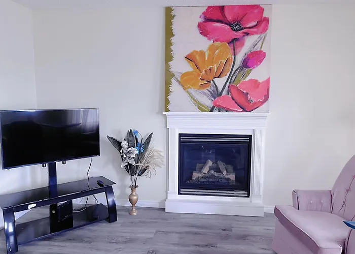 Calgary Mountain Gorgeous Single House Close Airport & Free Parking