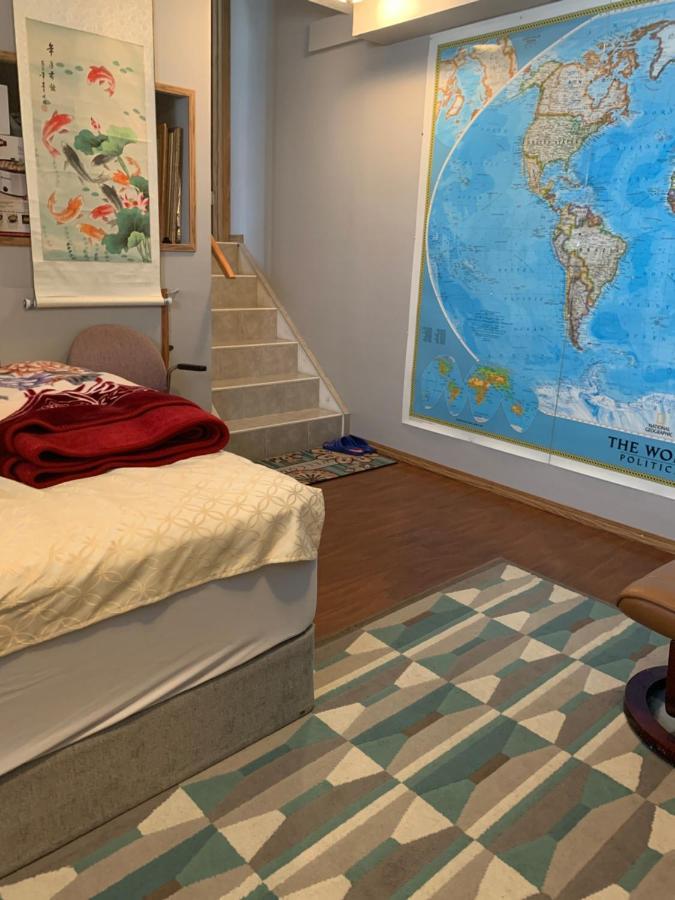 Homestay Small Private Basement With Own Bathroom And Share Laundry