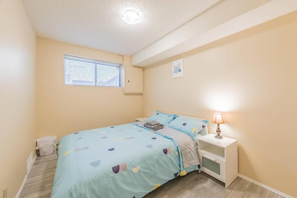 Mt Pleasant Nw 2 Bedrooms 502 Apartment *
