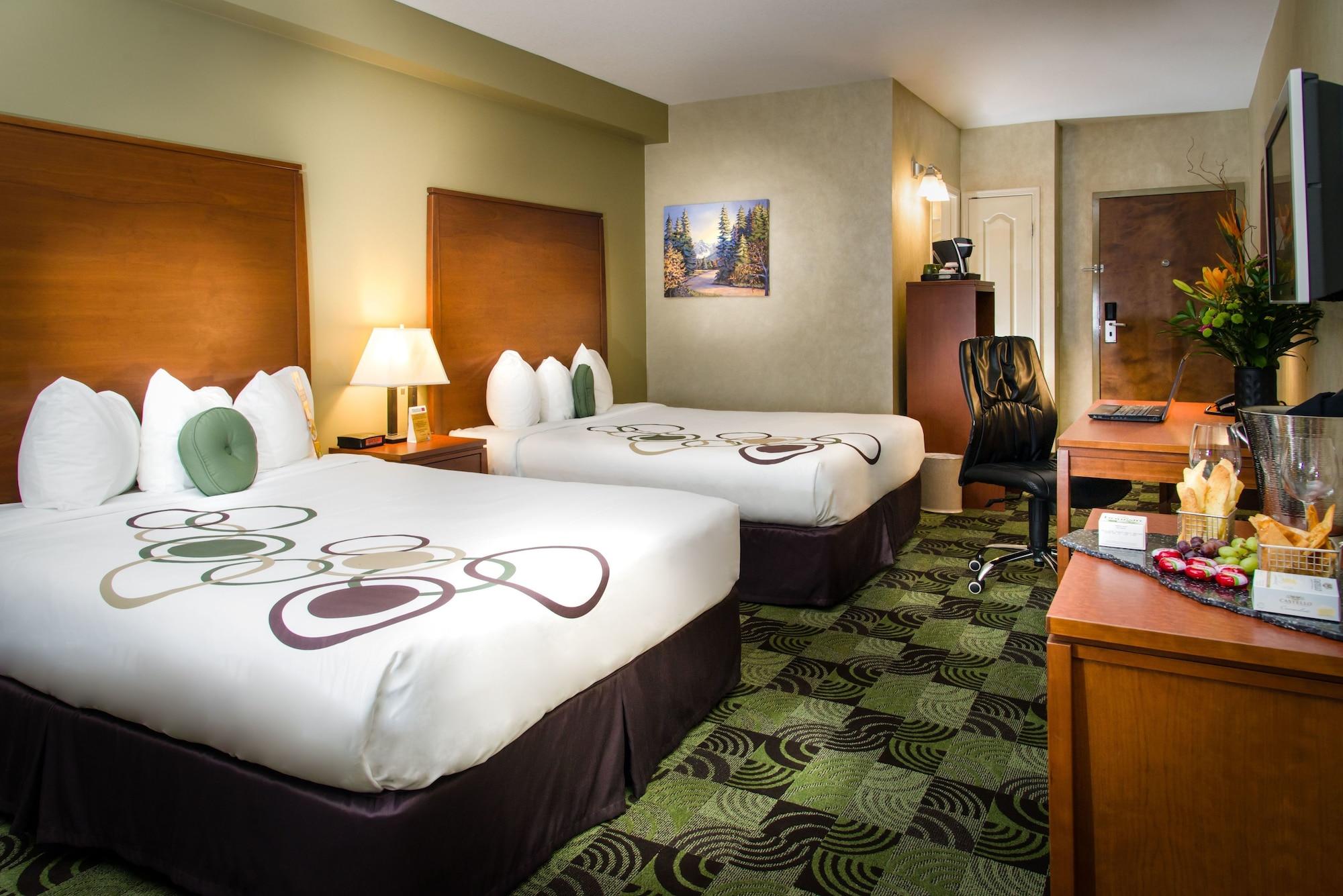 Deerfoot And Casino Hotel 4*