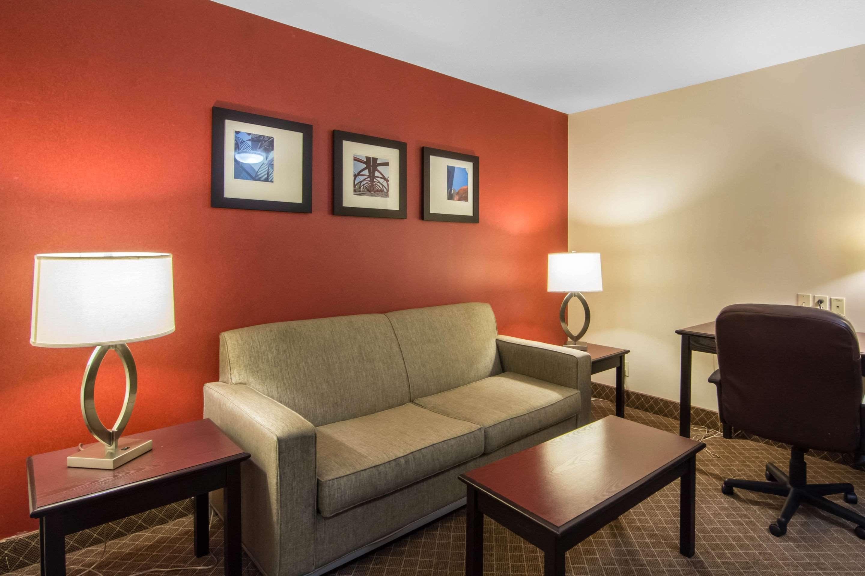 Comfort & Airport South 3* Calgary