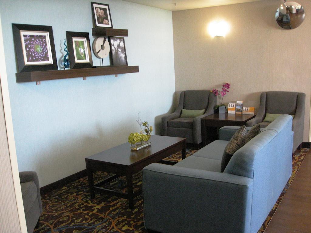 Comfort & Airport South 3* Calgary
