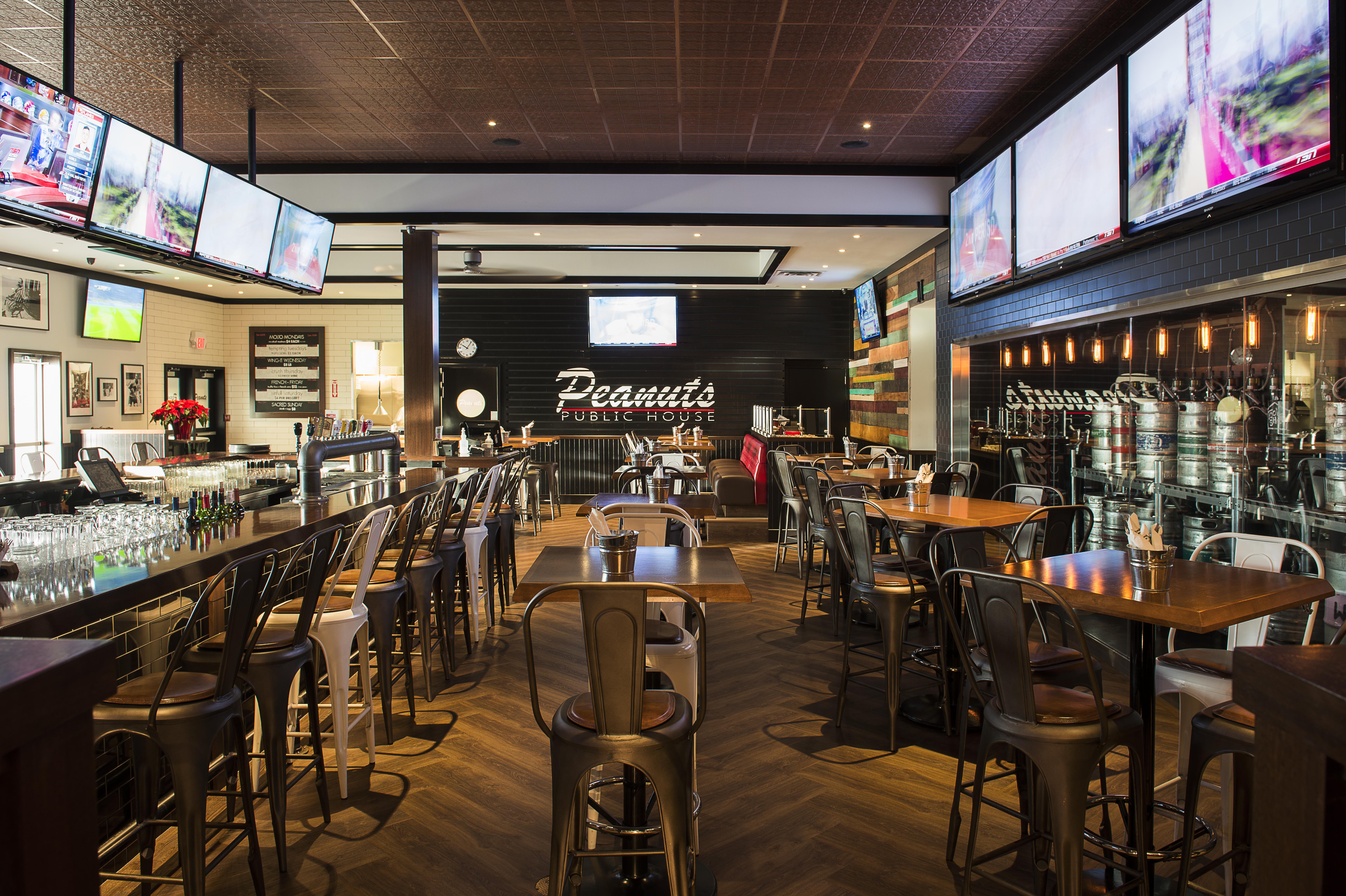 Carriage House And Conference Centre Hotel Calgary