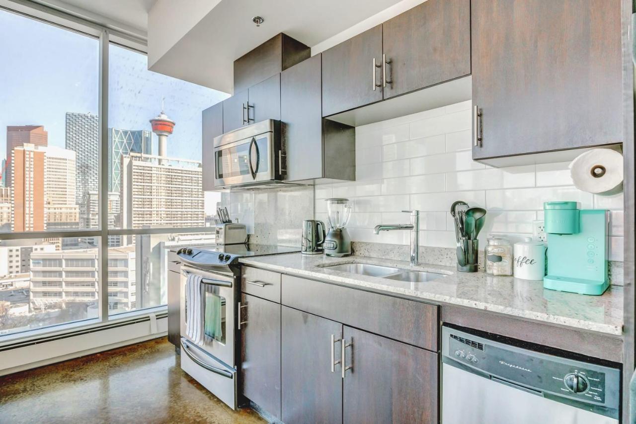 Modern 2br Apt - Dt W Views *