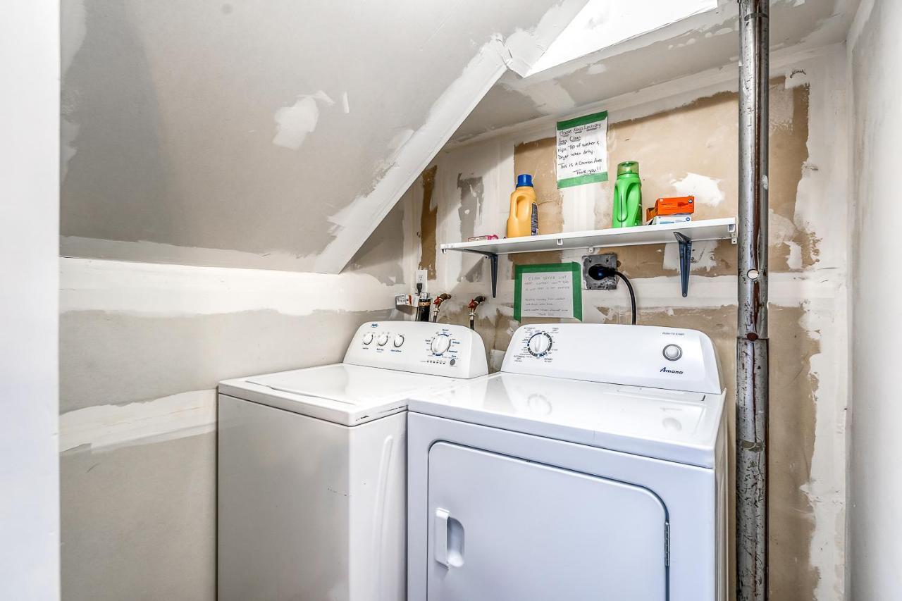 Private Bedroom On Basement - Dover *