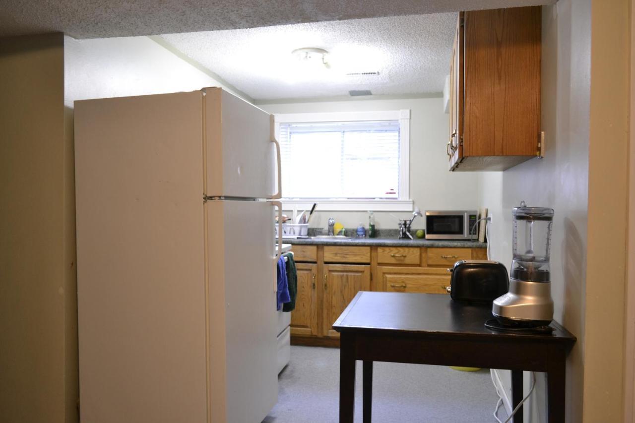 Private Bedroom On Basement - Dover * Calgary