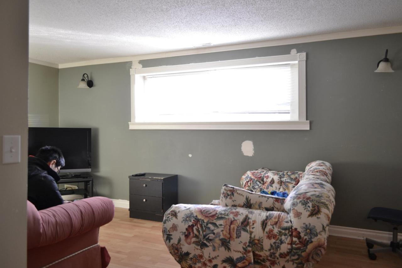 Private Bedroom On Basement - Dover