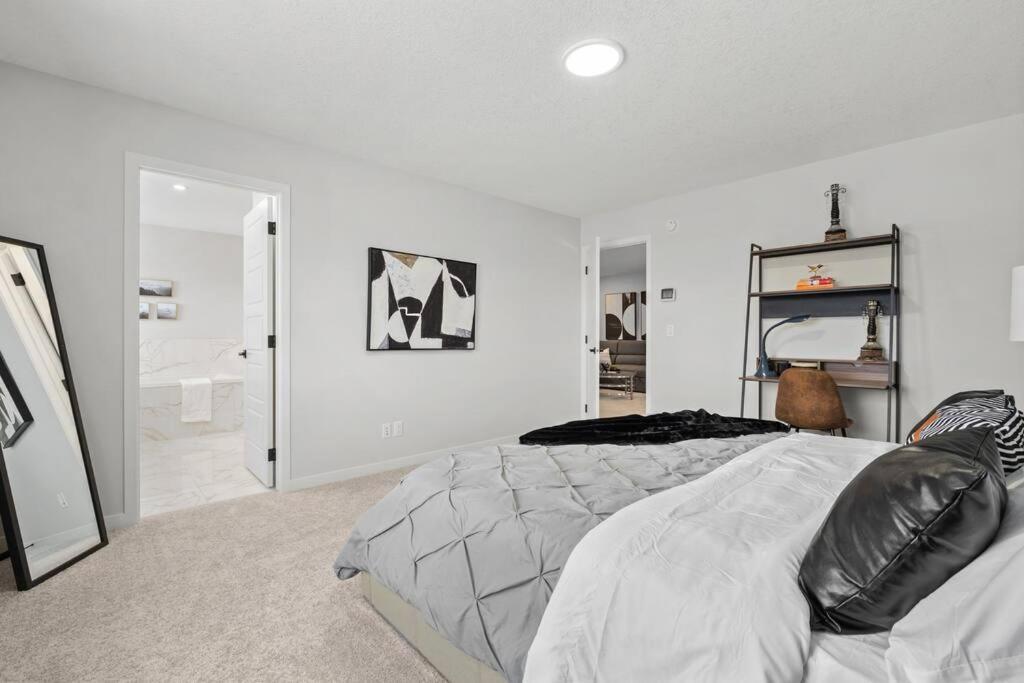Holiday home Luxury-4bed With Ac-86