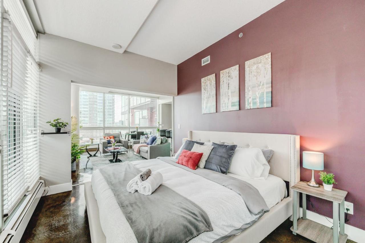 Holiday home Upscale 2br - King Bed - Stunning Views *