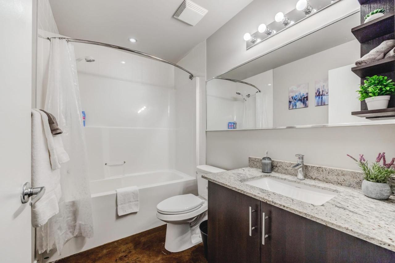 Holiday home Upscale 2br - King Bed - Stunning Views Calgary