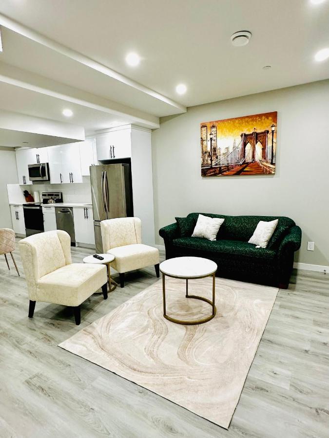 2 Bedroom, 3 Bed Calgary