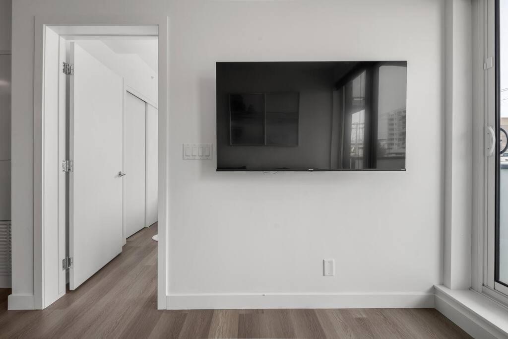 Apartment Chic 1br Kensington Unit W/parking *