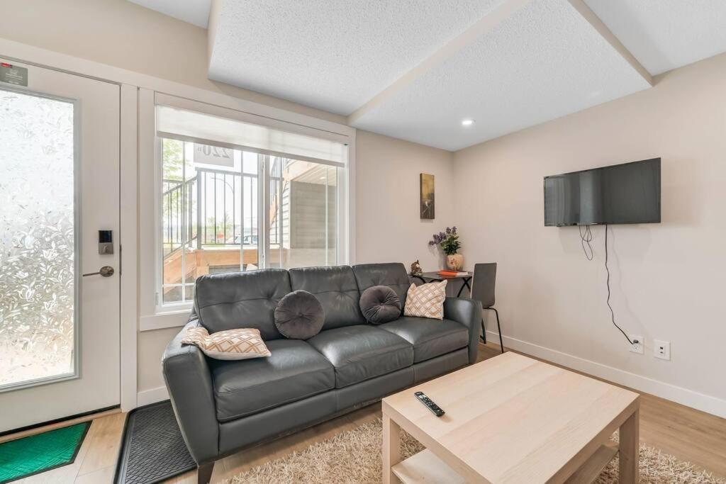 Apartment Brand New Executive *