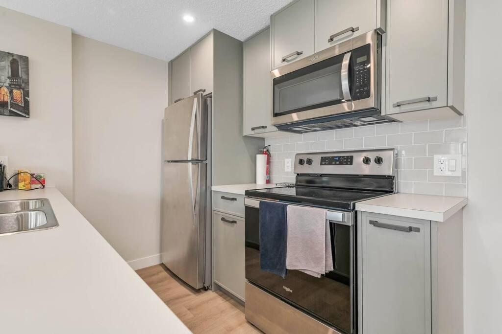 Brand New Executive Apartment *