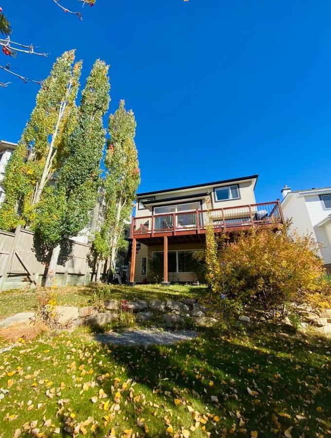 Private, Spacious, & Bright Calgary