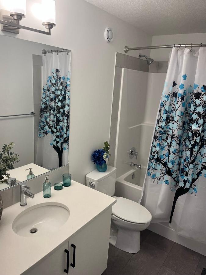 Entire4bedroomhomekingparkingkitchenwasherdryerfastwifi Holiday home *