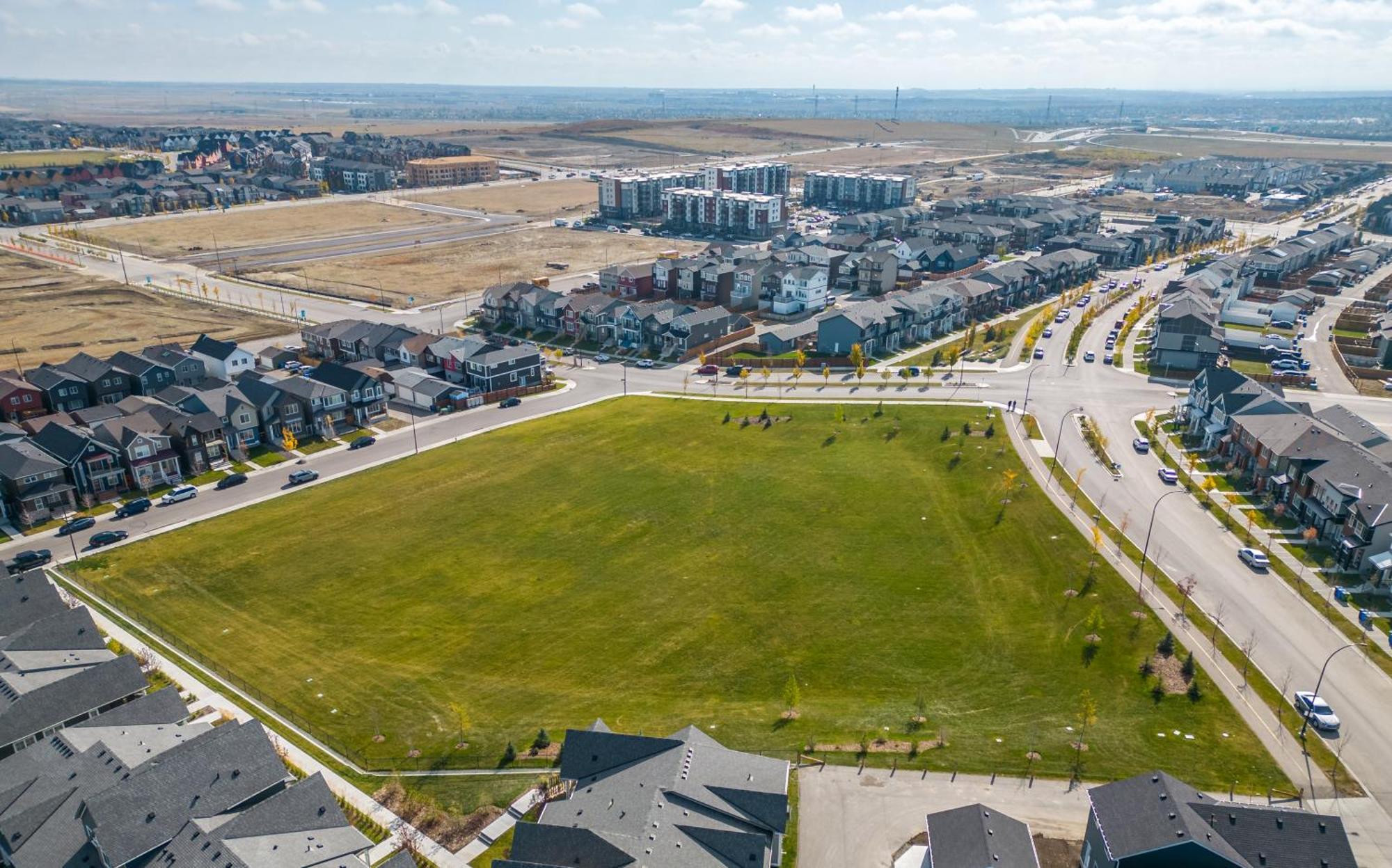 2 Bedroom, 3 Bed * Calgary