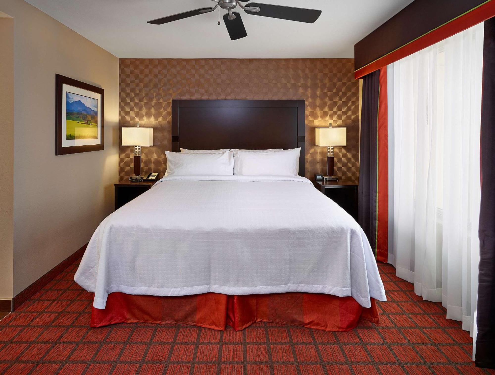 Homewood Airport 3*