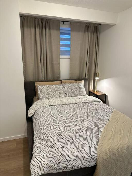 Apartment Guest In Southwest Calgary