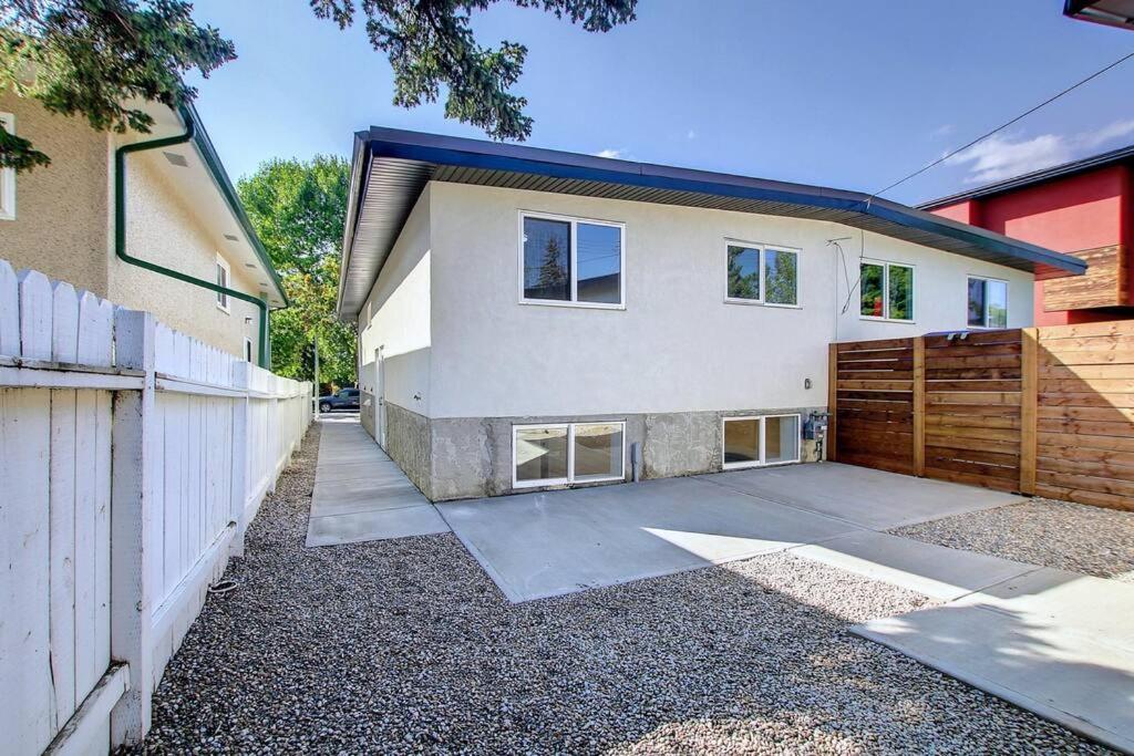 Apartment Tirana In Glenbrook Close To Downtown *