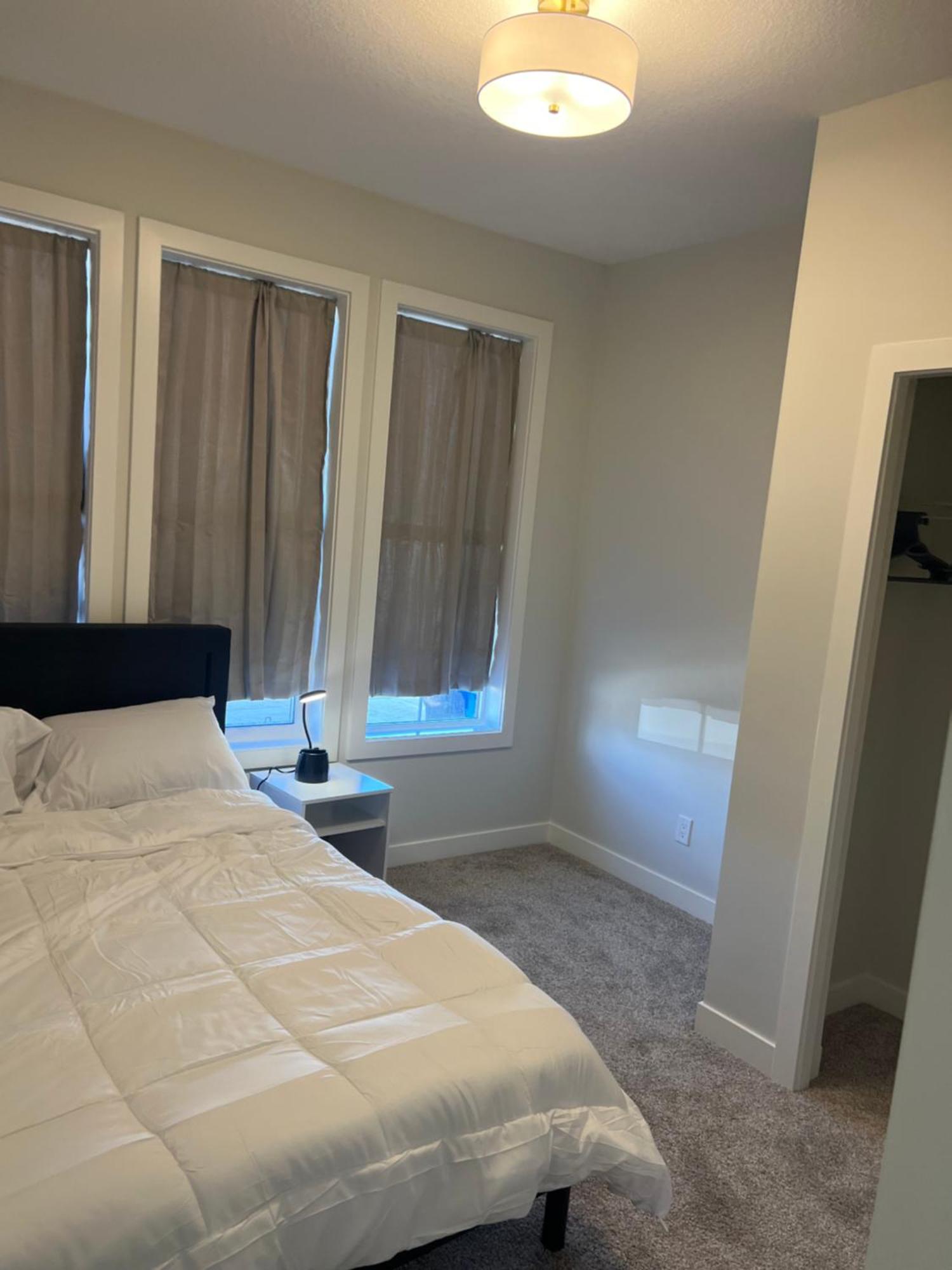 Holiday home Lovely 4 Bedroom House *