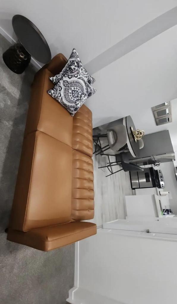 Apartment Aurora Legal Calgary