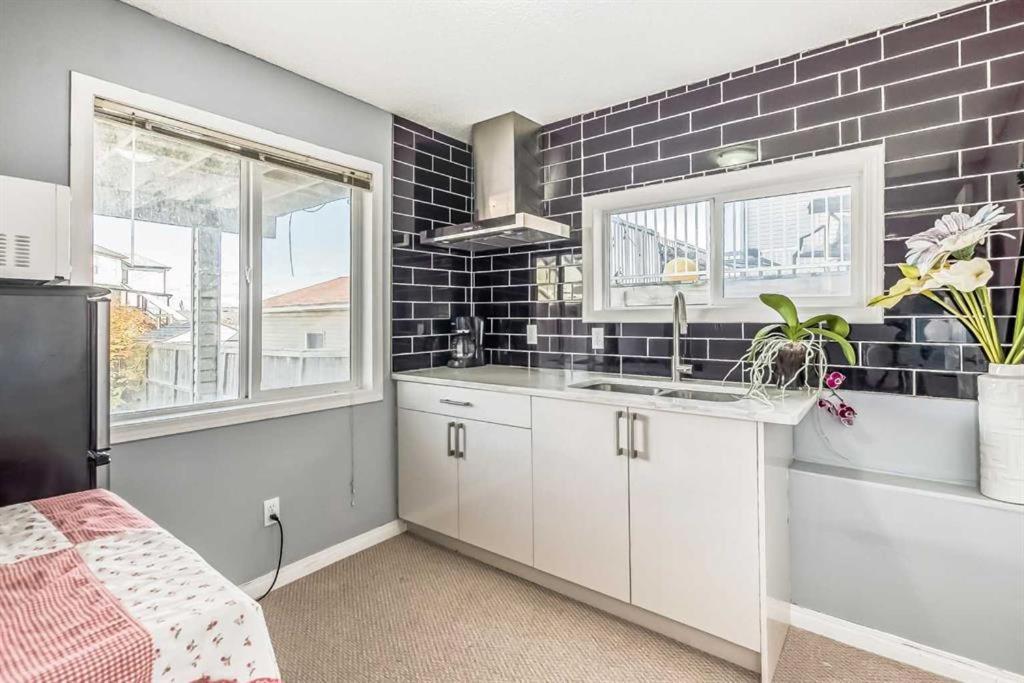 Mountain Gorgeous Single House Close Airport & Free Parking