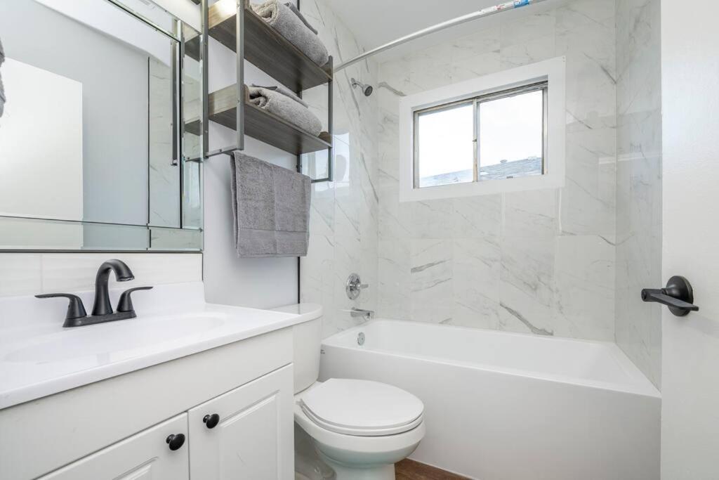 Highland Park Upper Apartment Calgary
