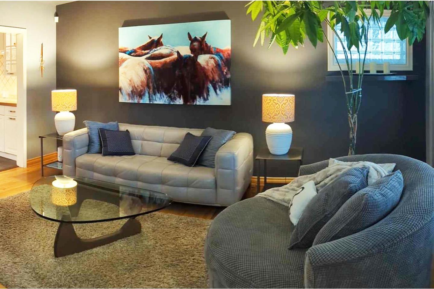 Cozy Bungalow In Spruce Cliff With Hot Tub Holiday home