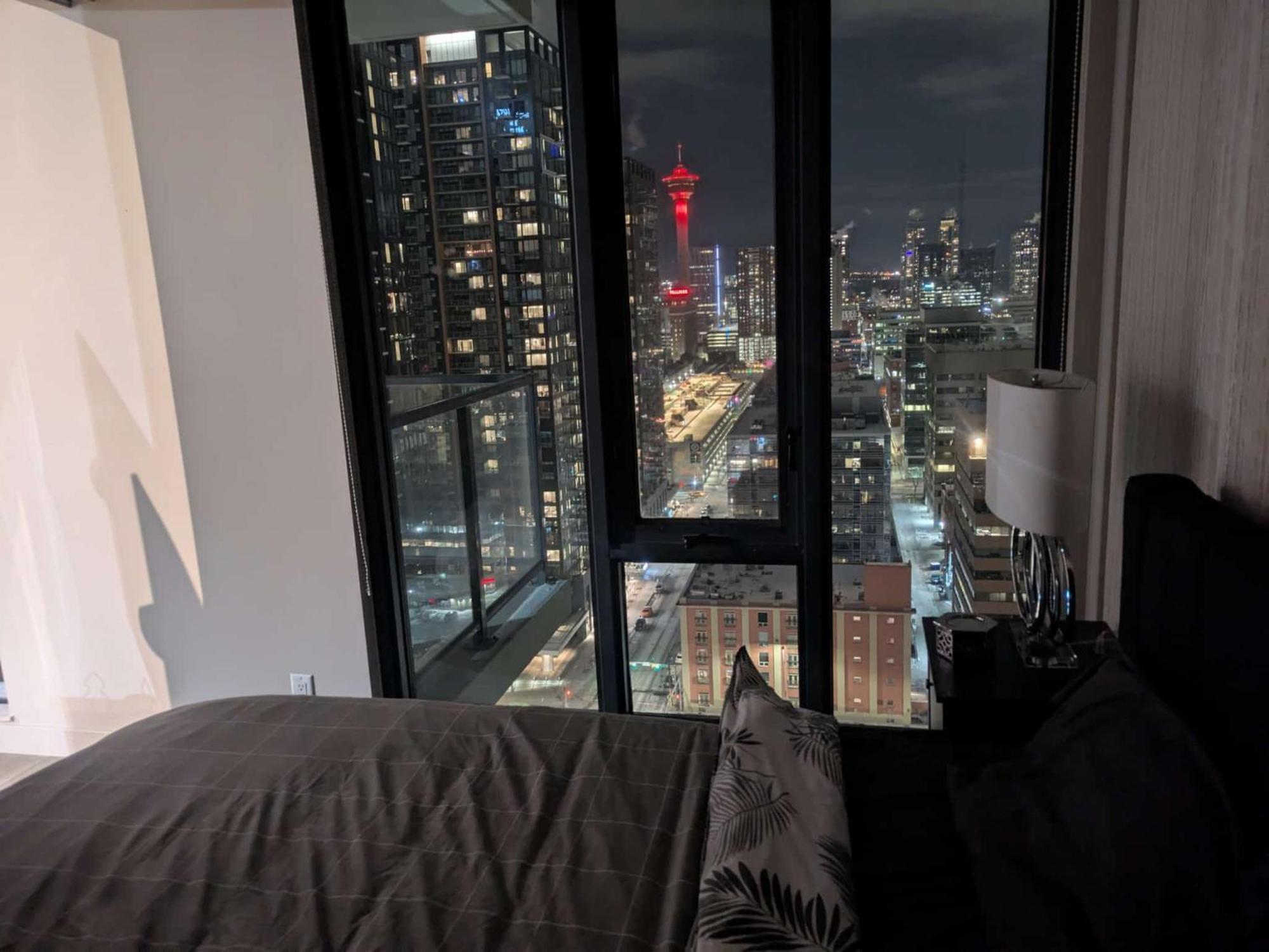 Apartment Breath Taking View For 4guest Dtskyline-22nd Floor Calgary
