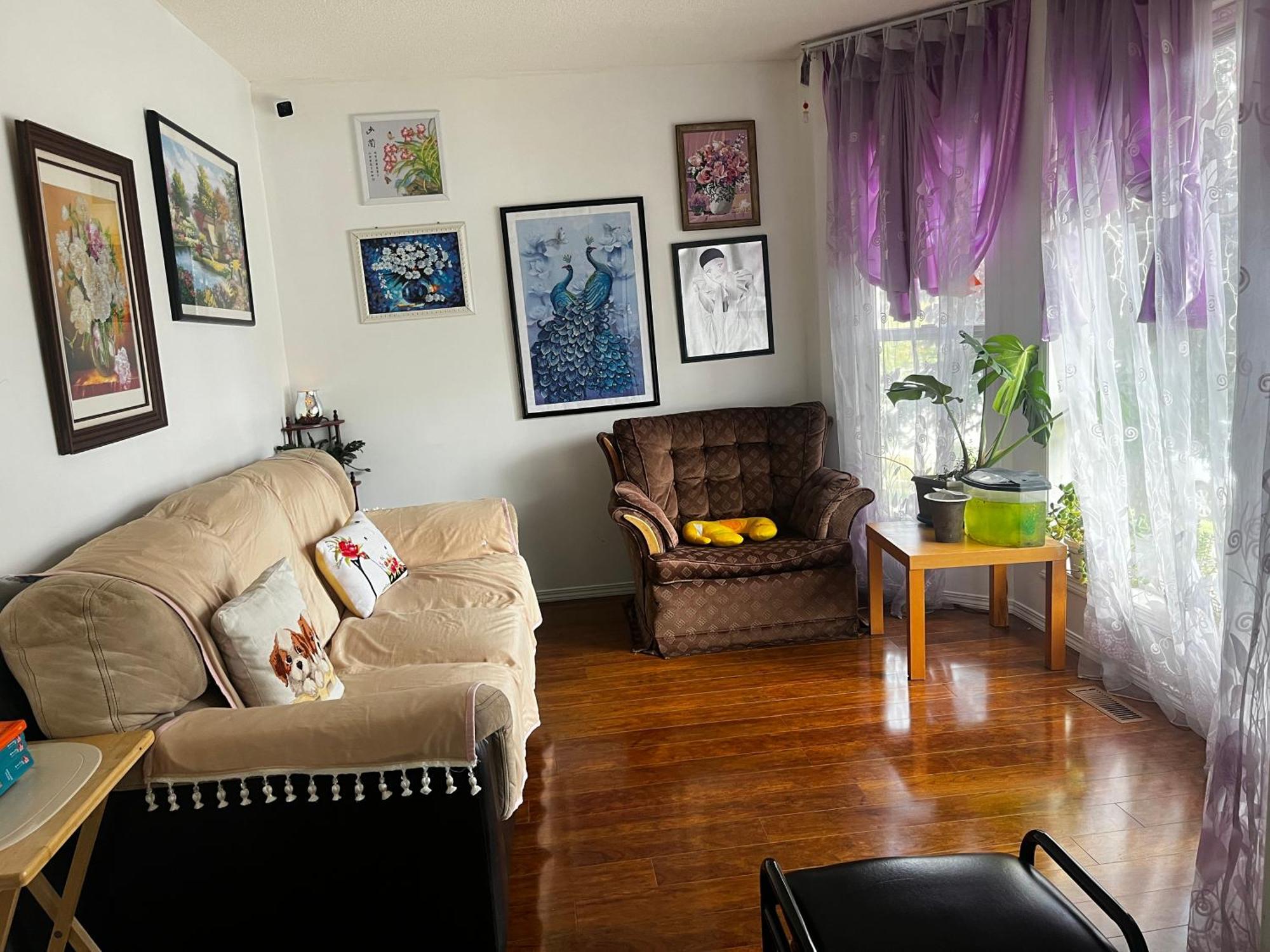 Hidden Valley New Basement With Private Bathroom! Homestay Calgary