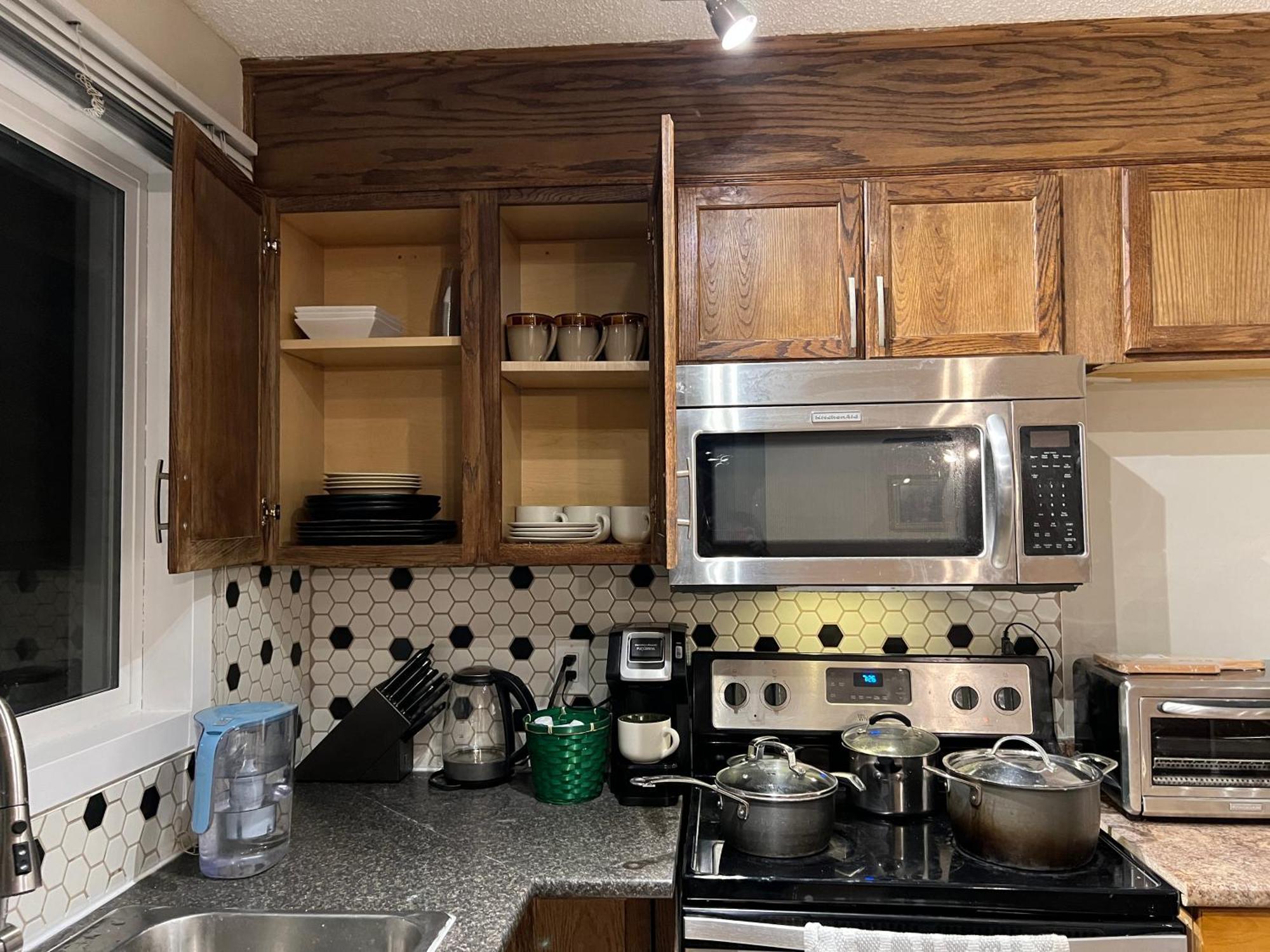 Luxurious 2br Whole Main Level -single House Apartment *