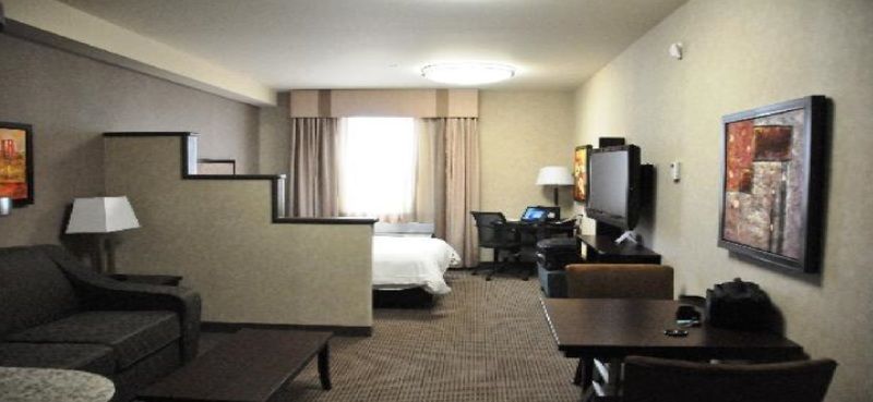 Acclaim By Clique Calgary