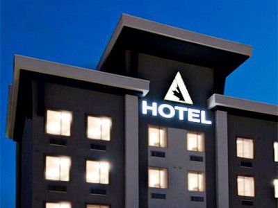 Acclaim By Clique Hotel Calgary