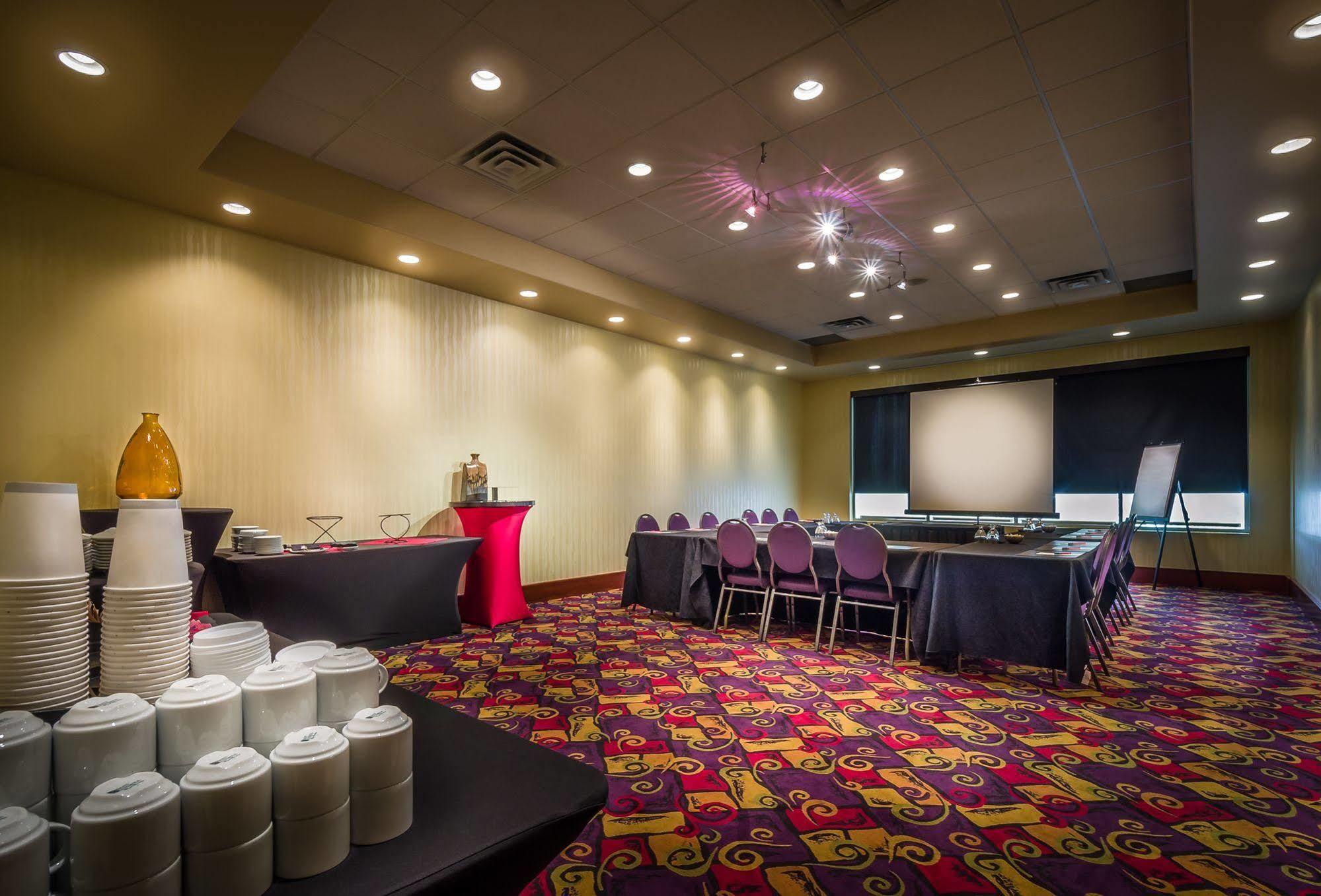 Deerfoot And Casino Hotel Calgary