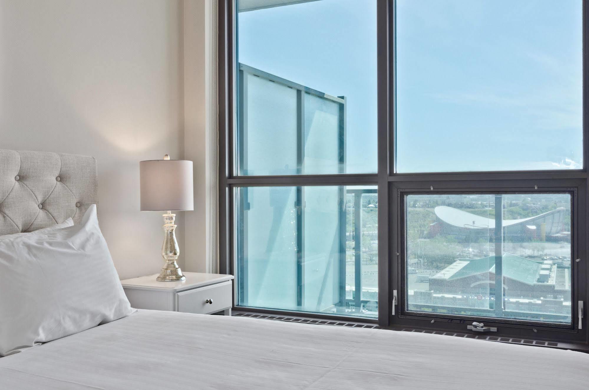 Executive By Roseman - Keynote Calgary