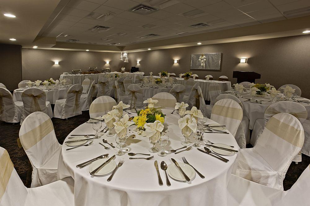 Acclaim By Clique Calgary