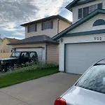 Small Private Basement Suite With Own Bathroom And Share Laundry