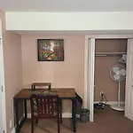Cozy Home With Comfortable Beds And Fully Equipped Kitchen 15 Mins Drive From Airport, Downtown, Sait And U Of C And 80 Min Drive To Banff