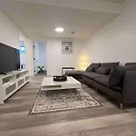 Newly Built 2 Bedroom Suite With Free Parking - Close To Banff National Park, Calgary