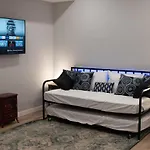 Kid & Pet Friendly Walkout Bsmt 90 Mins To Banff And 30 Mins To Downtown Calgary