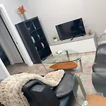 Cozy Basement Suite